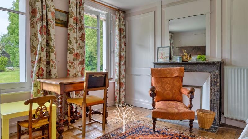 Château - 450 m² - 12 pièces