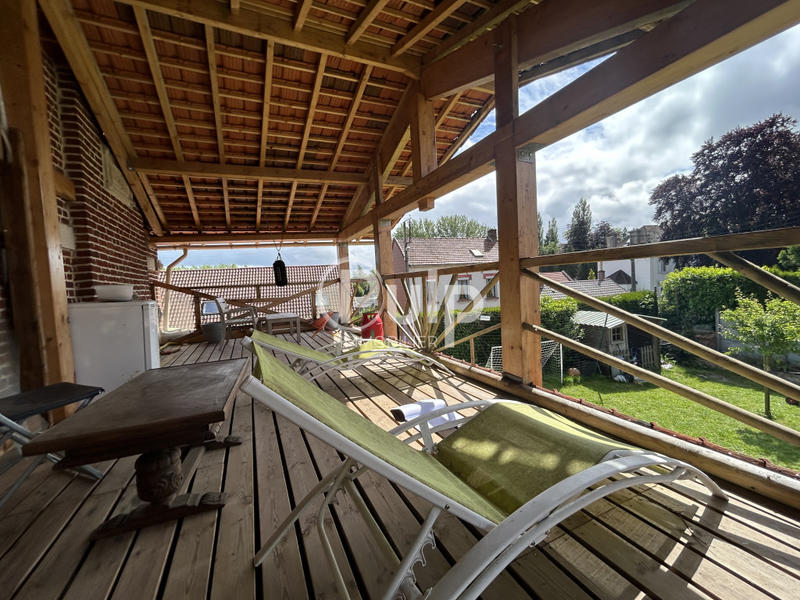 Maison de maîtres - 220 m² - 10 pièces