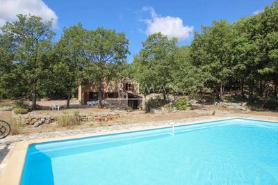 Villa - 200 m² - 5 pièces