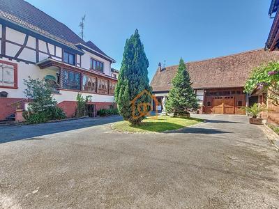 Maison - 354 m²