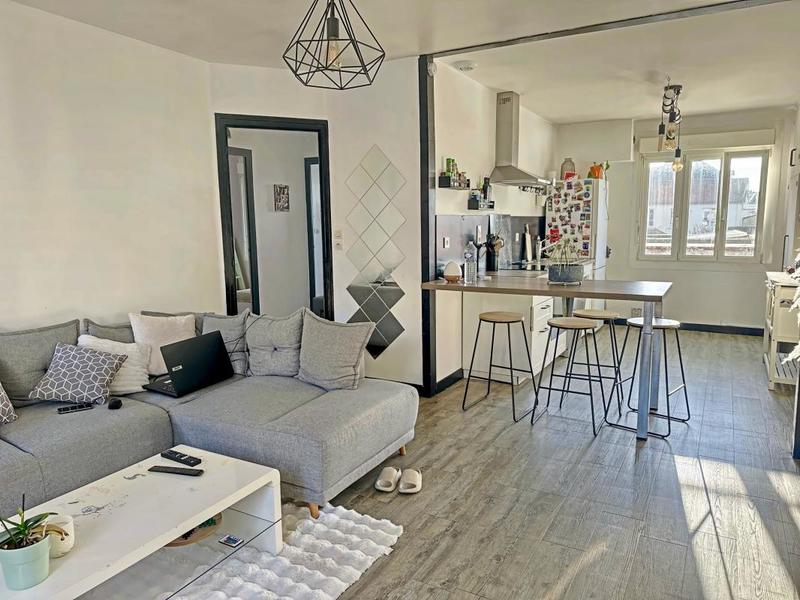 Maison - 80 m² - 3 pièces