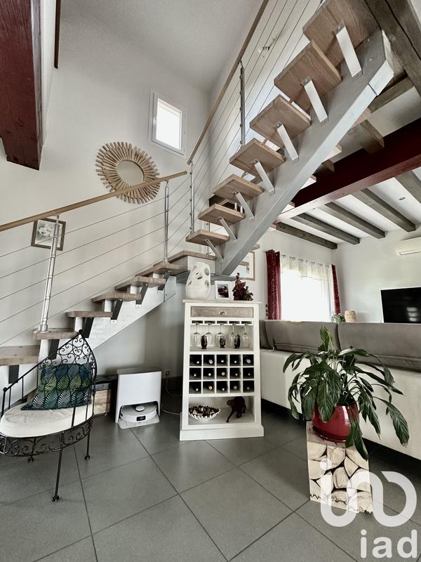 Maison - 180 m² - 10 pièces