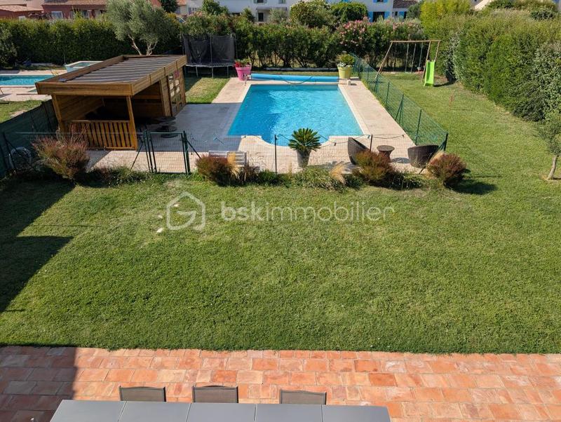 Maison - 107 m² - 4 pièces