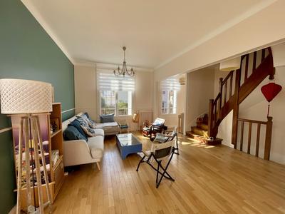 Maison - 100 m² - 6 pièces