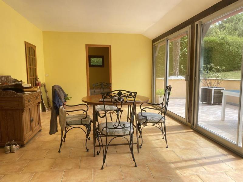 Maison - 167 m² - 6 pièces