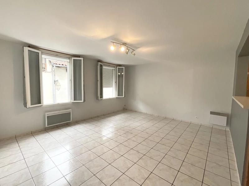 Appartement - 87 m² - 2 pièces