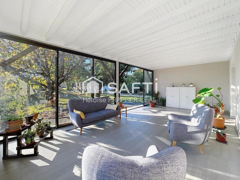 Maison - 138 m² - 5 pièces