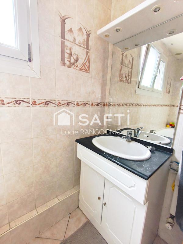 Maison - 93 m² - 5 pièces