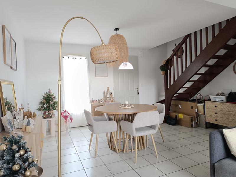 Maison - 85 m² - 4 pièces