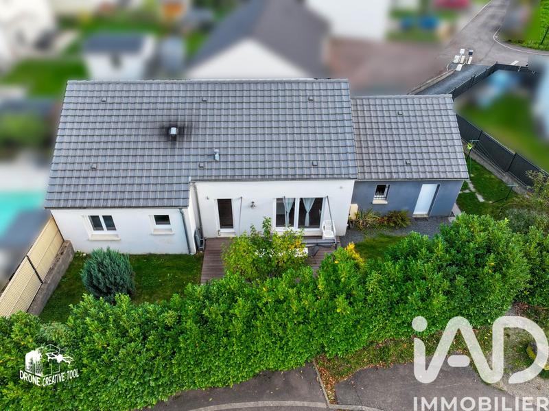 Maison - 92 m² - 5 pièces