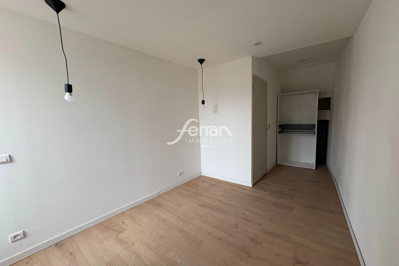 Appartement - 80 m² - 3 pièces