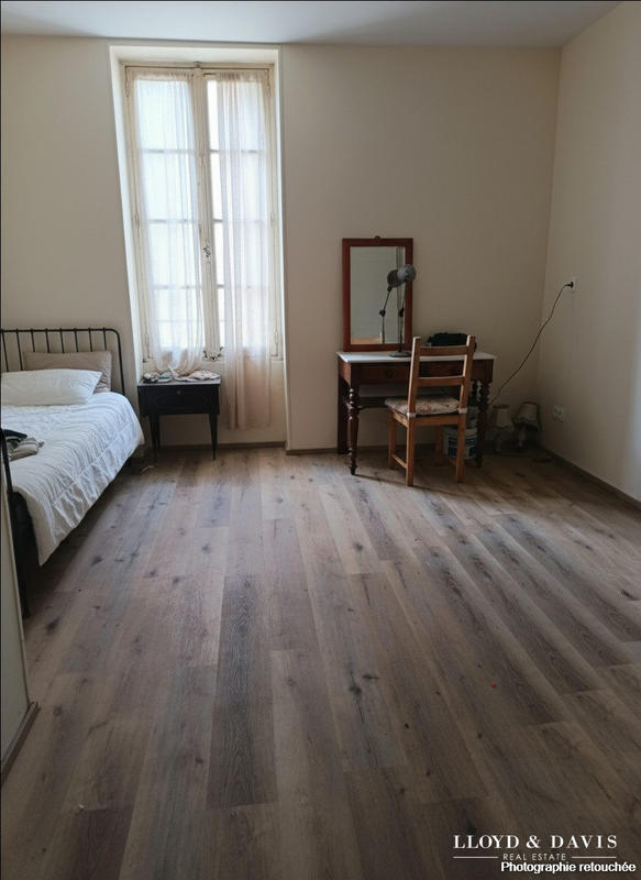 Maison ancienne - 160 m² - 2 pièces