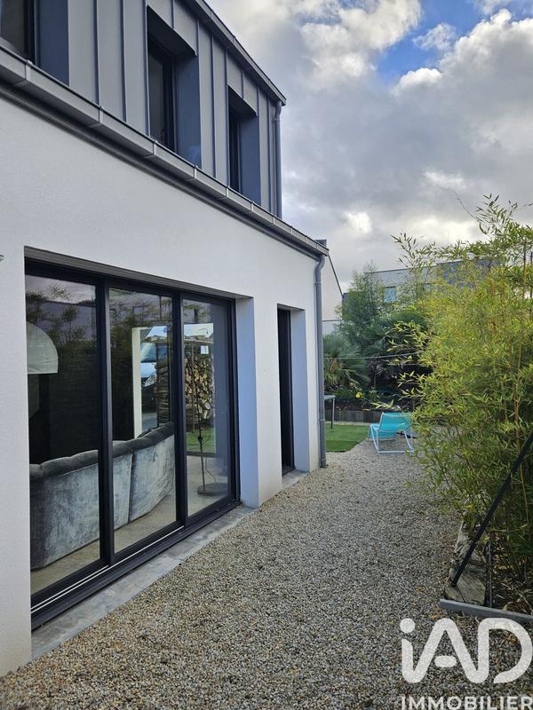 Maison - 175 m² - 7 pièces