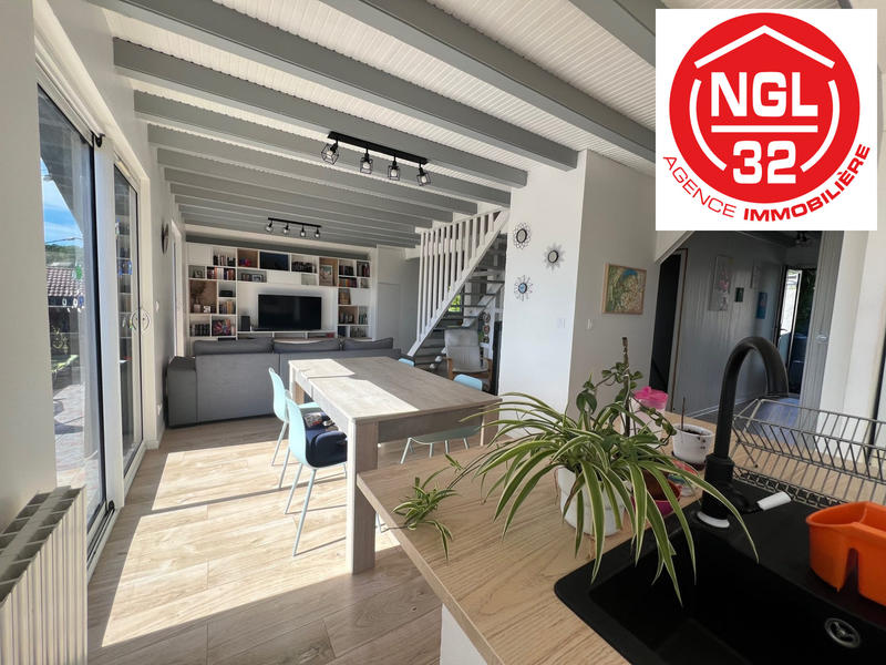 Châlet - 101 m² - 6 pièces