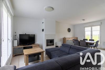 Maison - 90 m² - 5 pièces