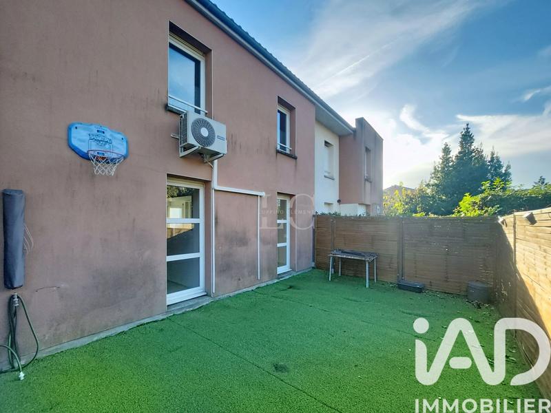 Maison - 97 m² - 5 pièces