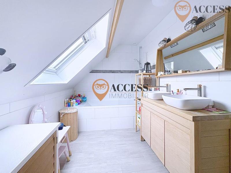 Maison - 119 m² - 6 pièces