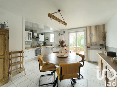 Maison - 87 m² - 4 pièces