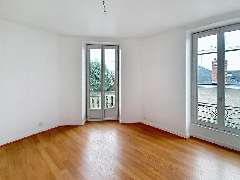 Appartement - 151 m² - 5 pièces