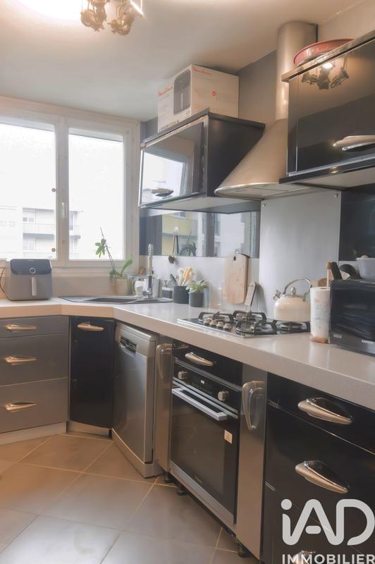 Appartement - 79 m² - 4 pièces