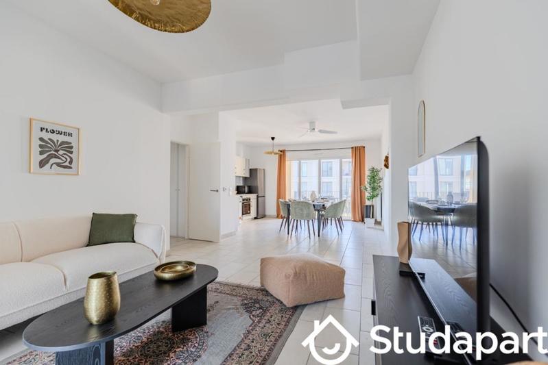 Chambre - 12 m² - 1 pièce