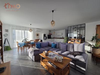 Maison - 105 m² - 5 pièces