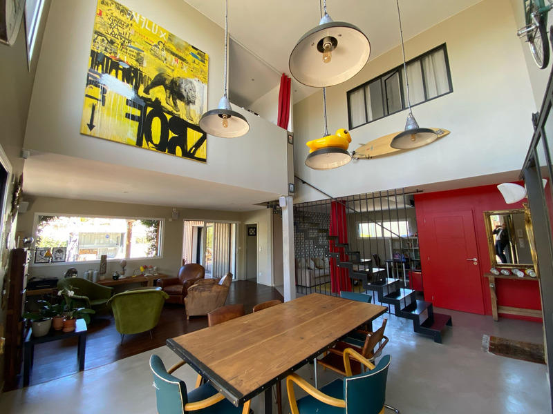 Maison - 228 m² - 7 pièces