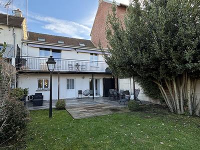 Maison - 133 m² - 5 pièces