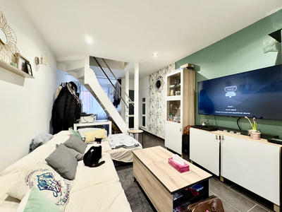 Maison - 80 m² - 4 pièces