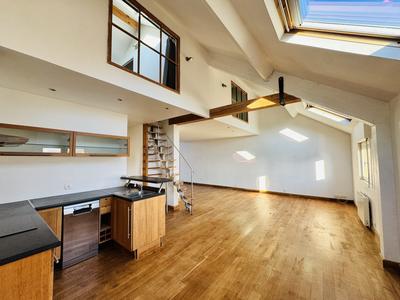 Duplex - 92 m² - 4 pièces