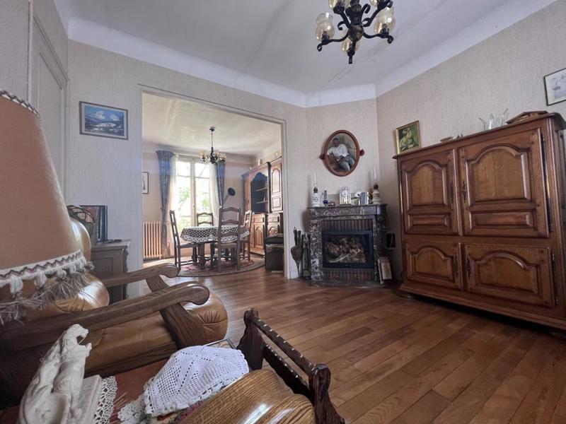 Maison - 96 m² - 5 pièces