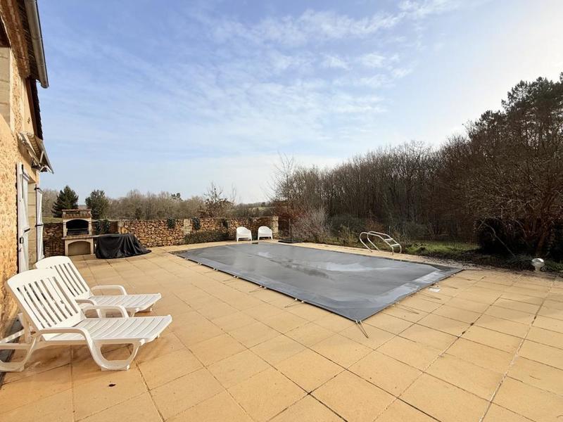 Propriété - 177 m² - 9 pièces