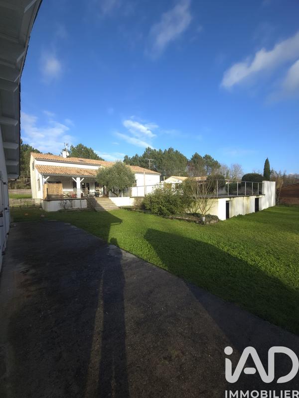 Maison - 230 m² - 5 pièces