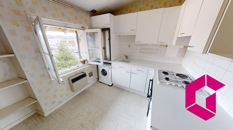 Appartement - 65 m² - 4 pièces