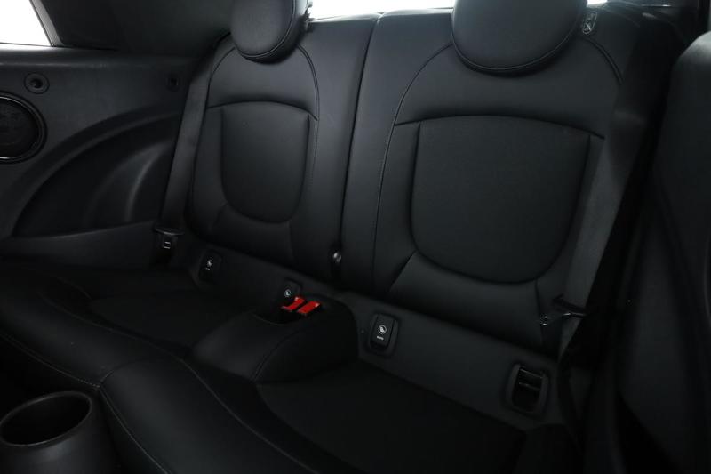 Mini Cabrio Mini Cabriolet Cooper Edition Camden Bv6 136 ch