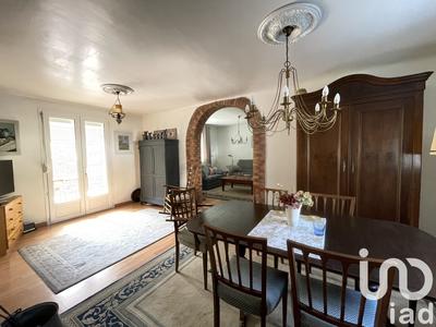 Maison - 99 m² - 5 pièces