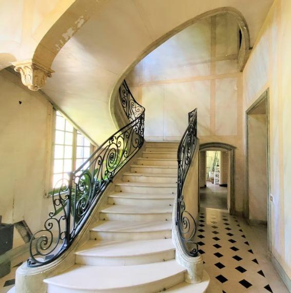 Manoir - 1 200 m² - 30 pièces