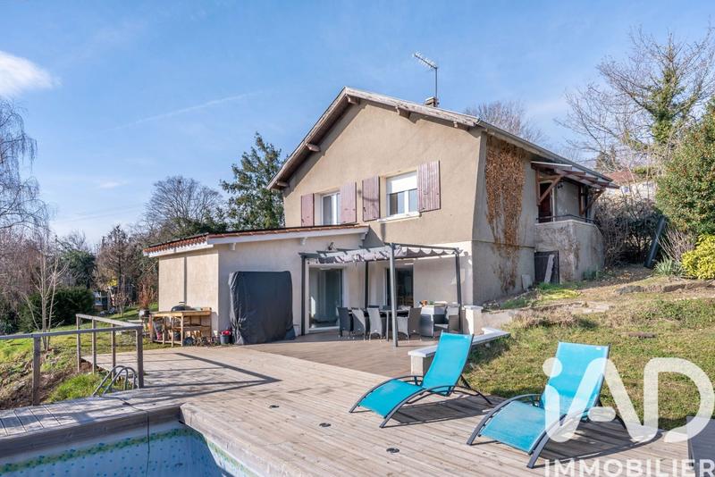 Maison - 102 m² - 6 pièces