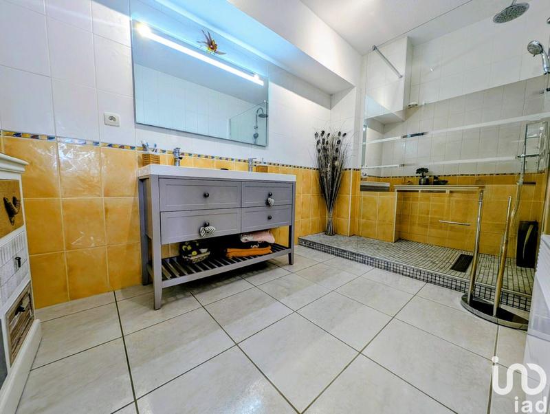 Appartement - 112 m² - 4 pièces