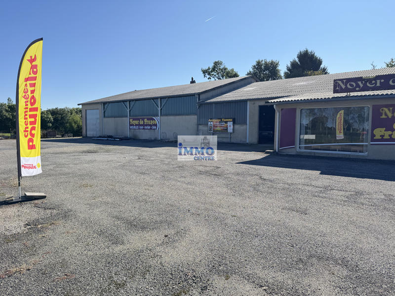 Local commercial - 1 232 m²
