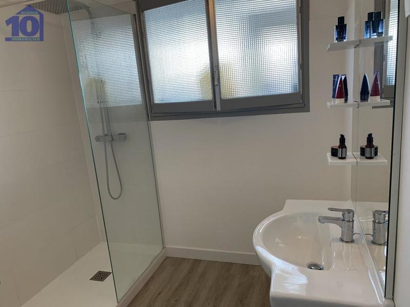 Appartement ancien - 83 m² - 3 pièces