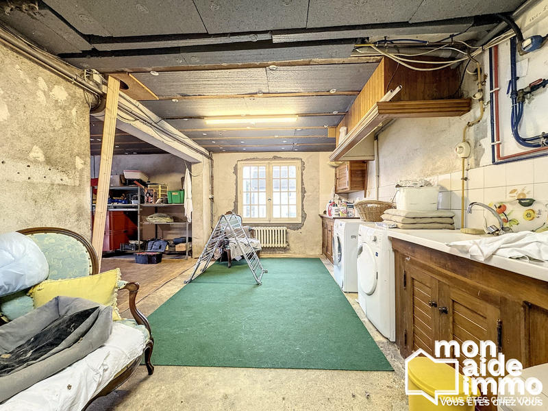 Maison - 160 m² - 10 pièces