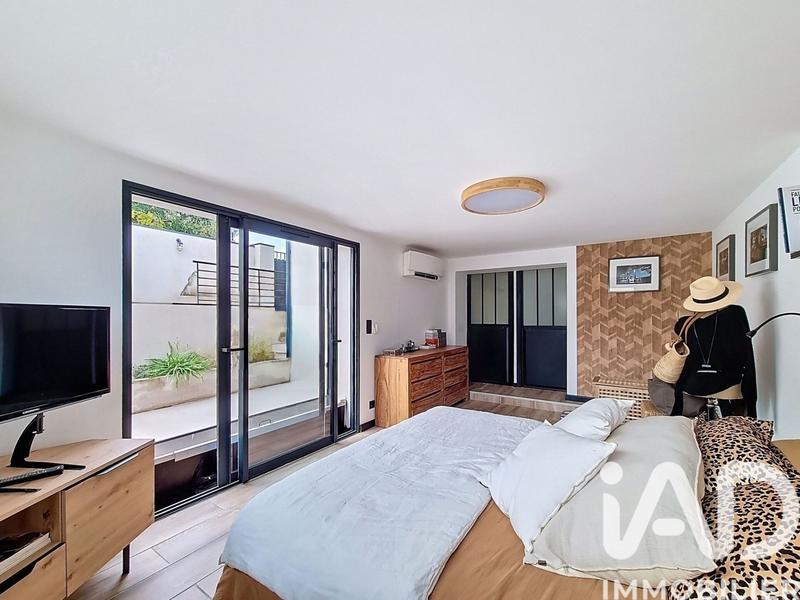 Maison - 180 m² - 6 pièces