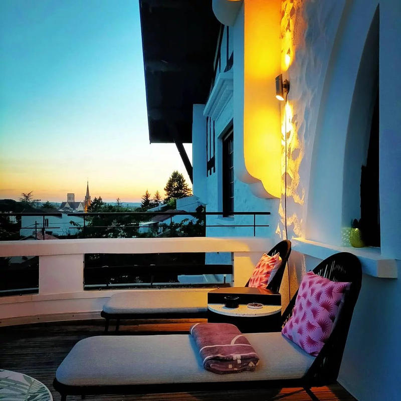 Maison - 380 m² - 10 pièces