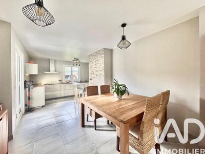 Maison - 132 m² - 7 pièces