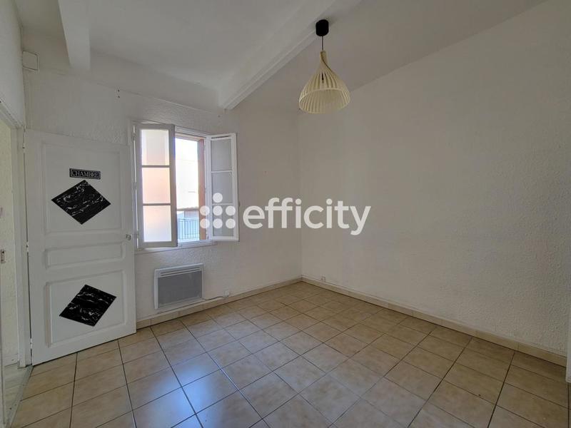 Immeuble - 181 m² - 12 pièces