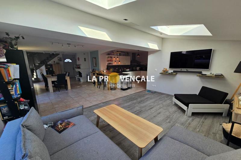 Maison - 145 m² - 6 pièces