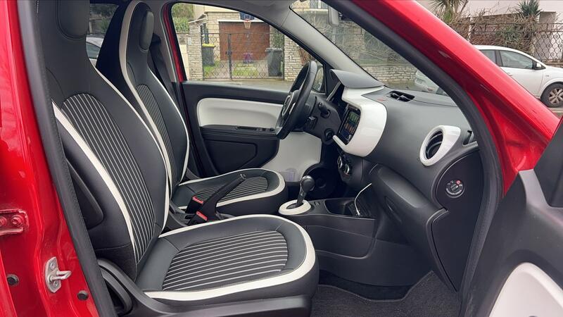 Renault Twingo III 0.9 TCe 95 Edc6 Intens