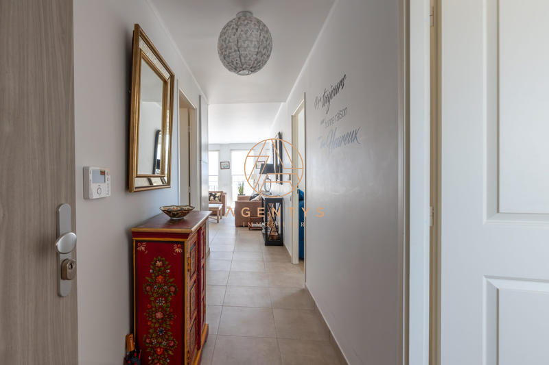 Appartement - 83 m² - 4 pièces