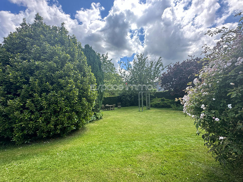 Maison - 104 m² - 6 pièces